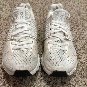 GUC On Cloud Cloudswifts - Size 6